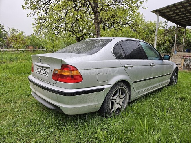 BMW 320-9