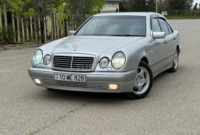 Mercedes E 280-10
