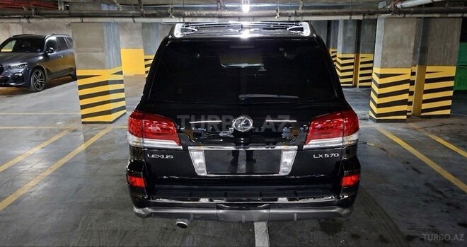 Lexus LX 570-2
