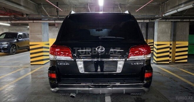 Lexus LX 570-12