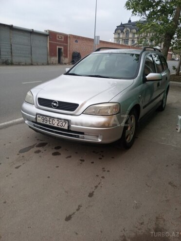 Opel Astra-2