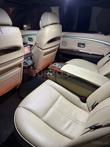 BMW 760-19