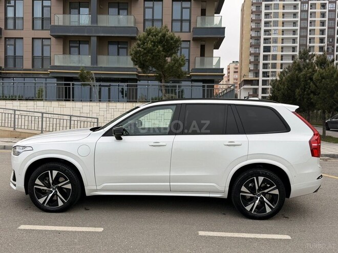 Volvo XC90-2