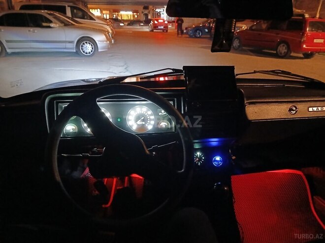 LADA (VAZ) 2107-13