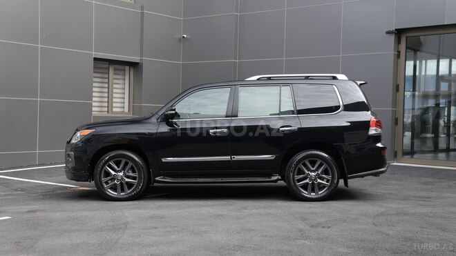 Lexus LX 570-5