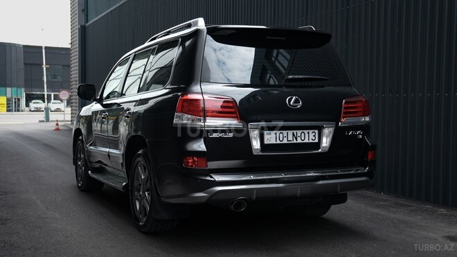 Lexus LX 570-8