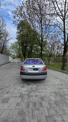 Kia Pride-3