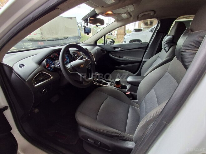 Chevrolet Cruze-6