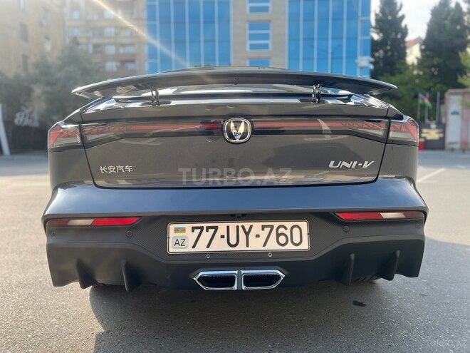 Changan Uni-V iDD-9