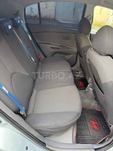 Kia Rio-7