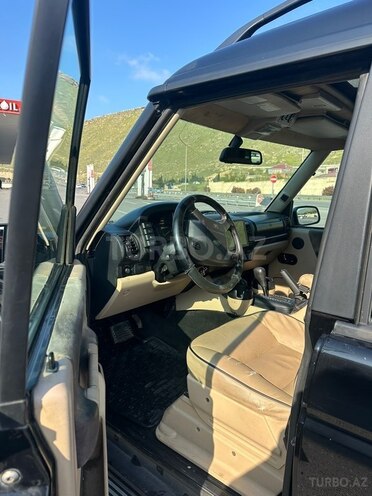 Land Rover Discovery-7