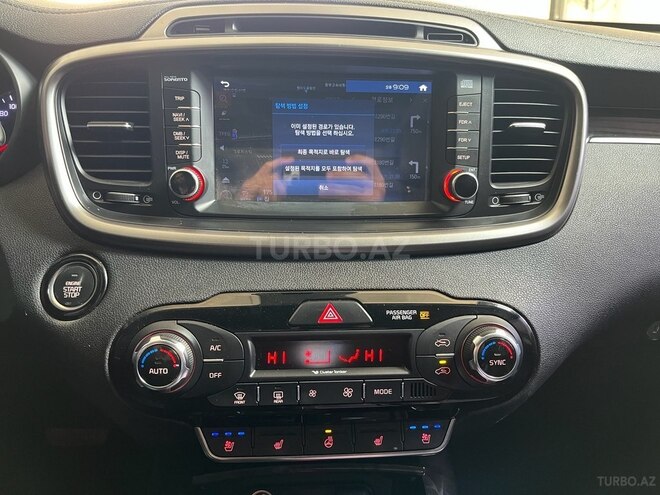 Kia Sorento-15