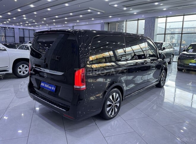 Mercedes EQV 300-5