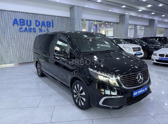 Mercedes EQV 300-3