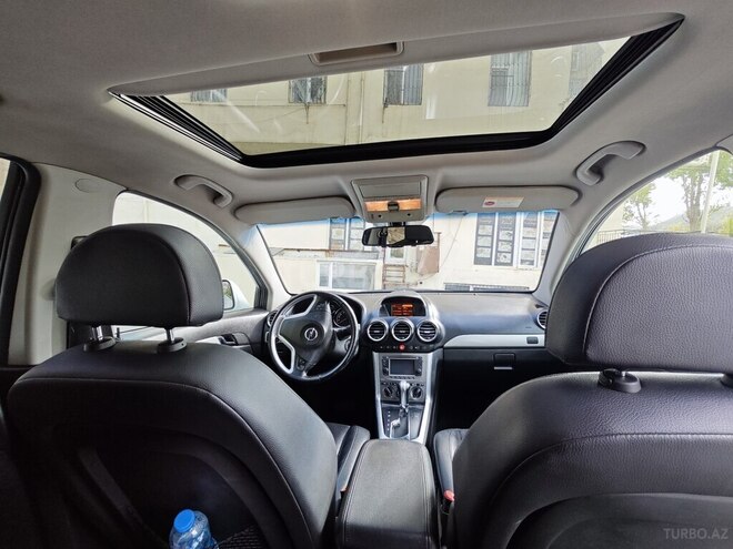 Opel Antara-12