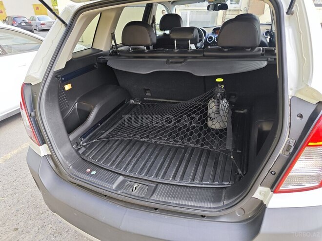 Opel Antara-8