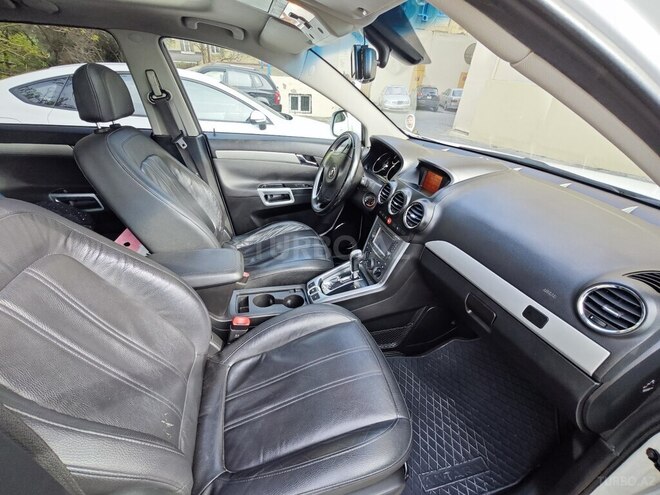 Opel Antara-13