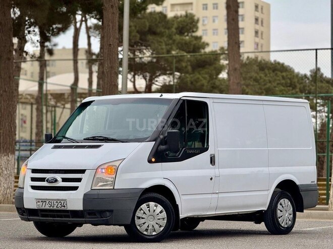 Ford Transit-3