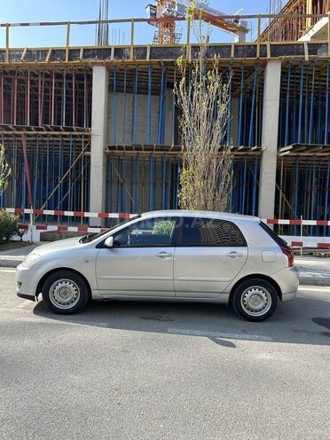 Toyota Corolla-4