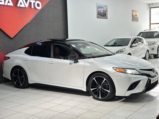 Toyota Camry-3