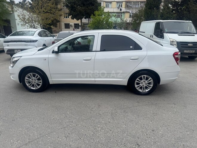 Chevrolet Cobalt-11