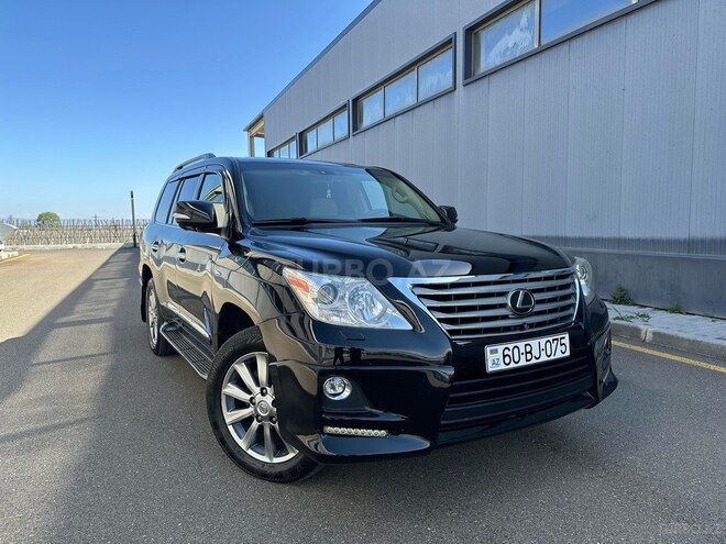Lexus LX 570-1