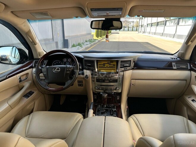 Lexus LX 570-5