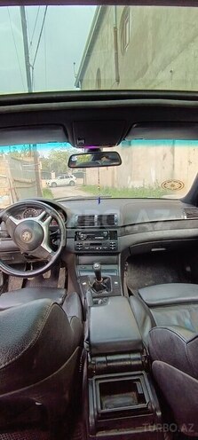 BMW 320-3