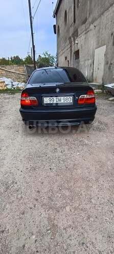 BMW 320-2