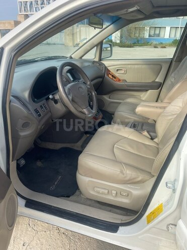 Lexus RX 300-14