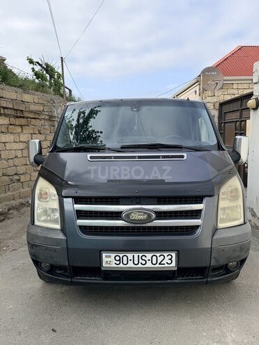 Ford Transit-1