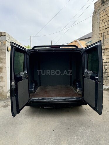 Ford Transit-11