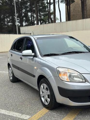 Kia Rio-2