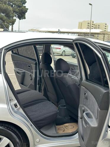 Kia Rio-16