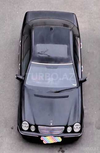 Mercedes E 290-5