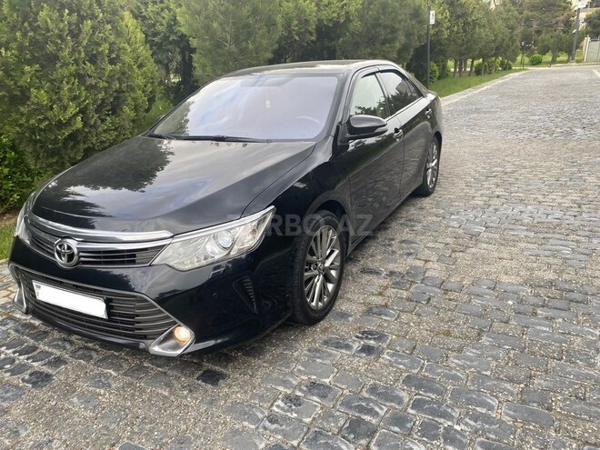 Toyota Camry-3