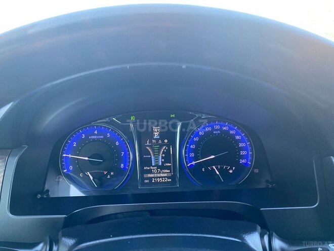 Toyota Camry-10