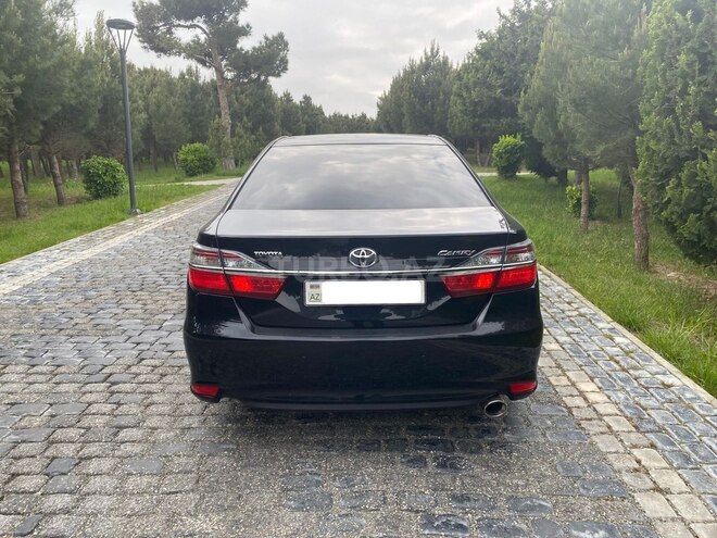 Toyota Camry-6