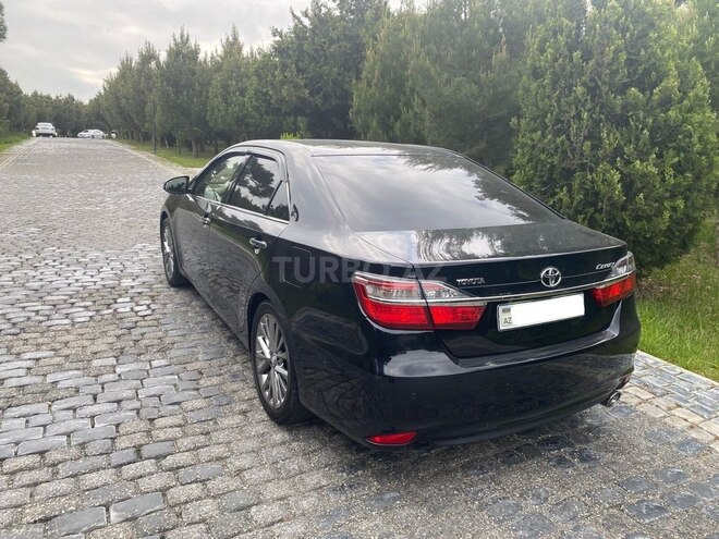 Toyota Camry-8