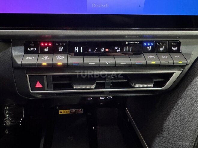 Toyota Camry-23