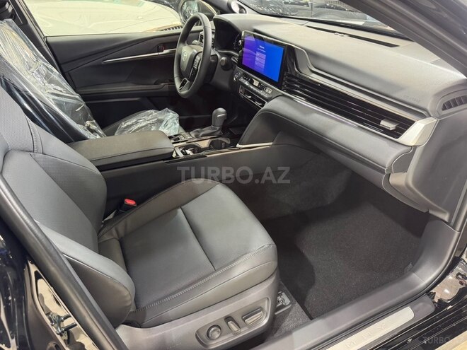 Toyota Camry-19