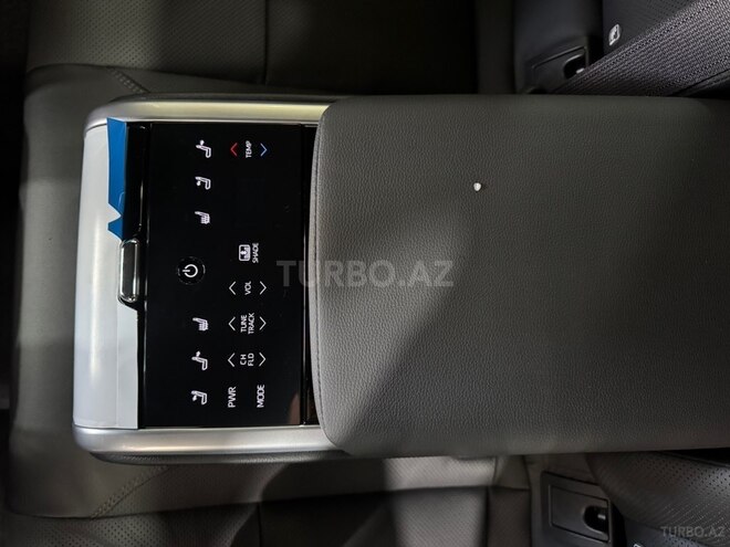 Toyota Camry-16