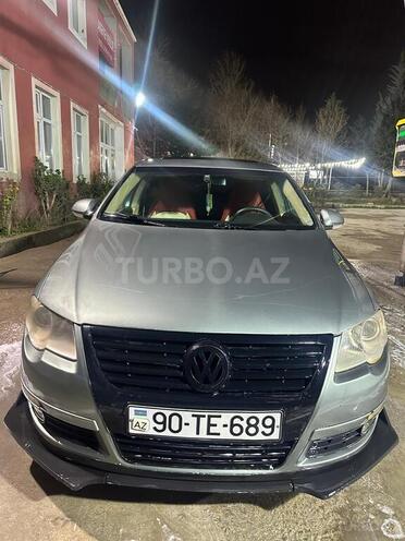 Volkswagen Passat-1