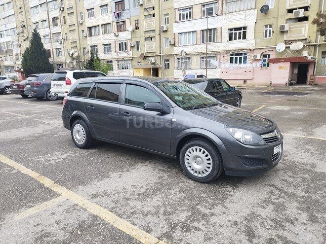 Opel Astra-2