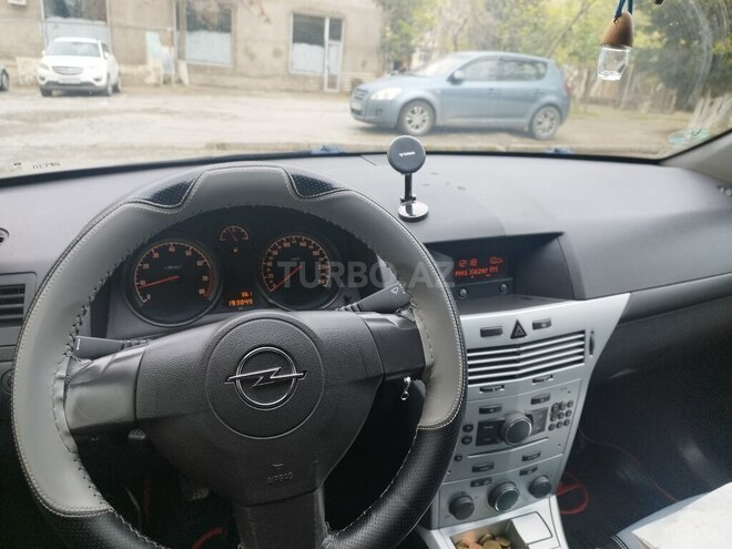 Opel Astra-7