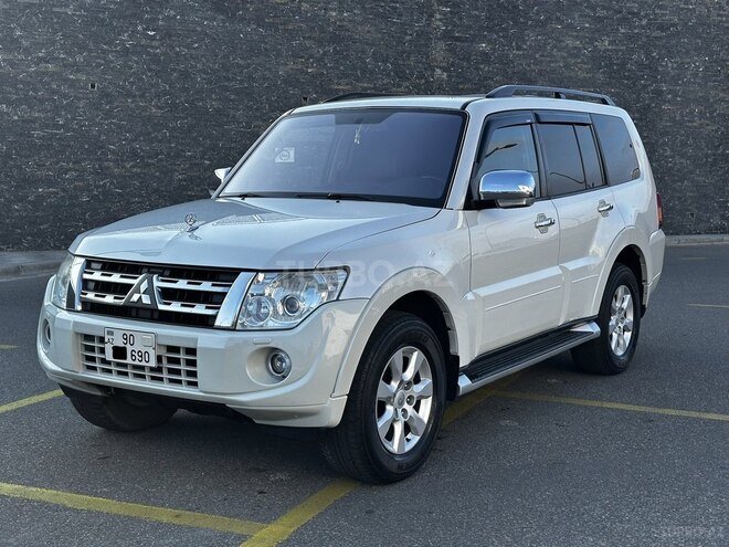 Mitsubishi Pajero-3