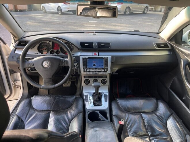 Volkswagen Passat-8