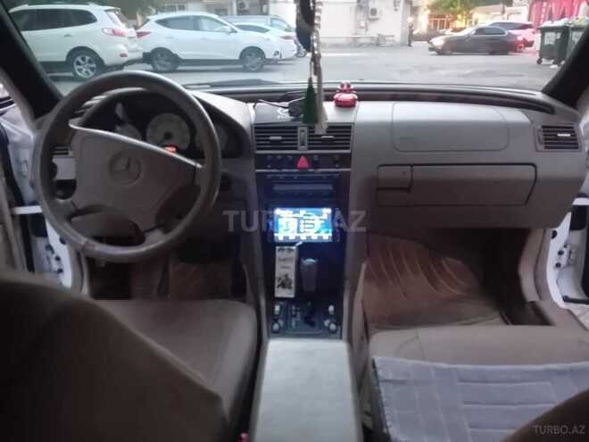 Mercedes C 230-7