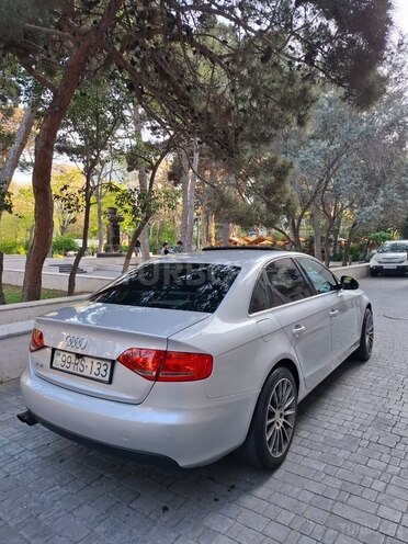 Audi A4-4