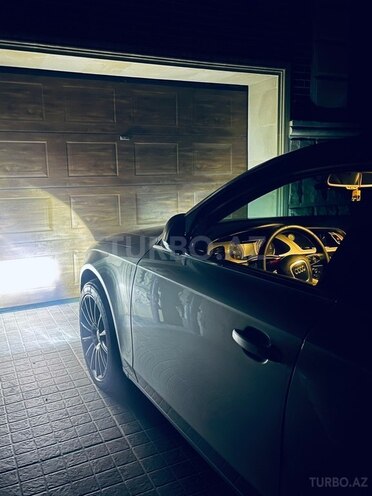 Audi A4-11